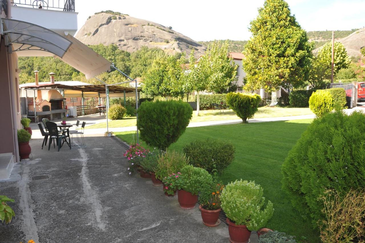 The Other Side Of Meteora With Lush Garden, Bbq & Pavillion Kalambaka Exterior photo